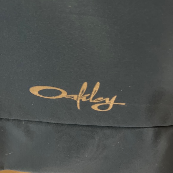 New W/O Tags Oakley Hooded Nylon Vest Womens Size XSM Light Fleece Lined Gray - Picture 6 of 7